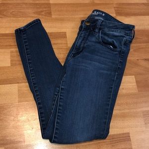 American Eagle dark wash jeggings